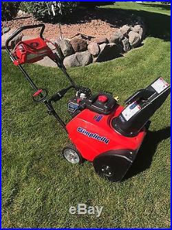 1222EE Simplicity Snowblower -2 years old -Pristine Condition