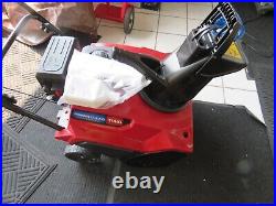 $799 Toro SNOWBLOWER 38753 Gas Powered with Electric Start LOCAL PICK-UP ONLY
