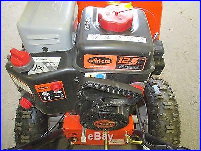 Ariens Deluxe 28 Sno-Thro Two-Stage Snowblower 921030