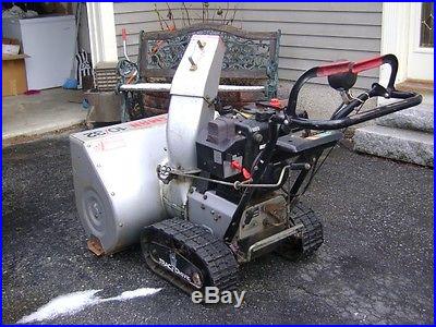 CRAFTSMAN 10hp TRAC-DRIVE 32 WIDE DUAL STAGE SNOWBLOWER, WITH ELECTRIC START