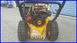 CUB CADET 2X-524 Two Stage Snow Thrower 208 cc Engine 24-Inch Electric Star