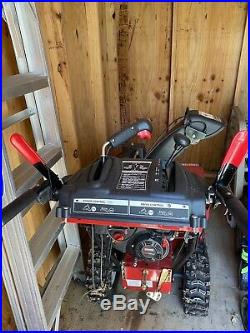Craftsman 26 Snow Blower withelectric start Excellent Condition