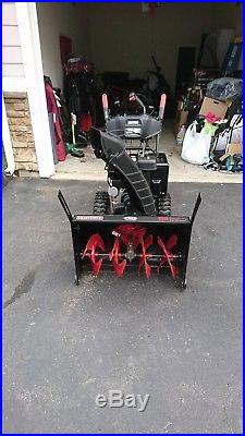 Excellent Craftsman Dual Stage Snow Blower 28' 357 cc Withelec start. Used 5 hours