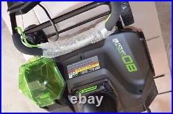 Greenworks Pro 80V 20 inch Snow Thrower with 2Ah Battery and Charger