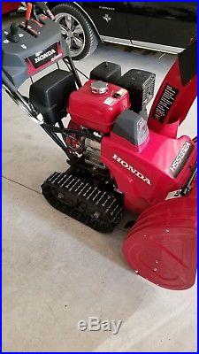 Honda (32) 389cc Two-Stage Track Drive Snow Blower with 12-Volt Electric Start