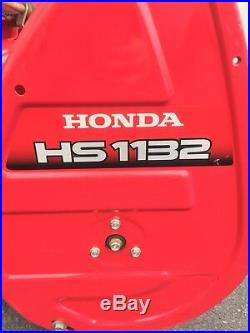 Honda HS1132 Track Drive Snowblower Clean Snow Thrower