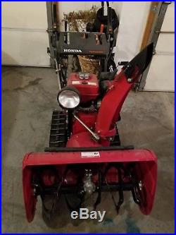 Honda Two Stage Track Drive Snow Blower Electric start HS928 28