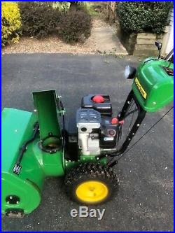 John Deere snow blower 928E used only 3x very powerful and easy to operate