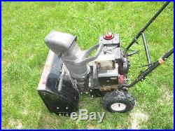 MTD Yard Machine 5HP 2 Stage Snowblower Model 31A-3BAD752 LOCAL PICK UP ONLY