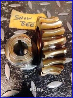 RARE Allis Chalmers SNOW BEE 7 Snowblower Auger Gear Set OBSOLETE