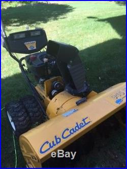 Snow Thrower Cub Cadet Large 45 Inch Clearing Path