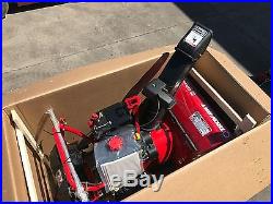 TROY-BILT 24-INCH 2-STAGE GAS SNOW THROWER 208CC 4-CYCLE OHM with ELECTRIC START