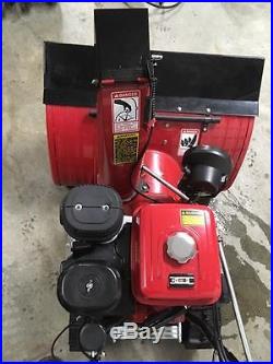 USED HONDA SNOW BLOWER #HS1132TAS with32 Inch cut